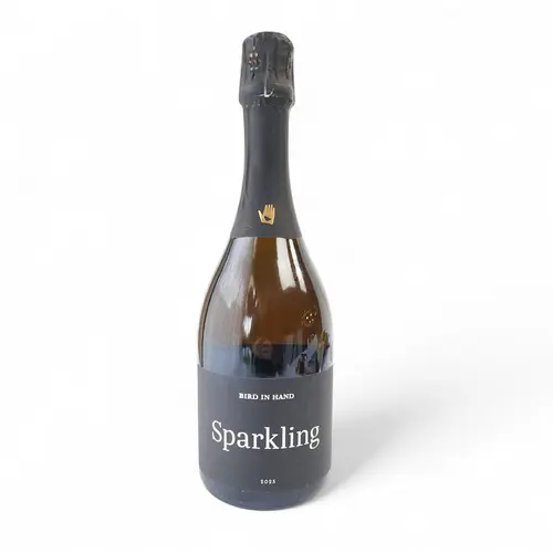 Bird In Hand Sparkling 700ml Bird In Hand Sparkling 700ml