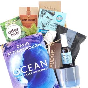 Just Launched: Our Ocean gift box π
Yes, we love a pretty pastel moment - but we've got something for the guys, too. Featuring David Attenborough's latest beautiful book 'Ocean - Earth's Last Wilderness', packed together with useful & tasteful goodies & finished with tasteful packaging to make any guy feel special.
We're always adding to our gift box range to make shopping for the men in your life easy
#gifthampersforhim
#gifhampersperth
#giftsforguys
#giftsaustralia 
#davidattenborough 
#gifthampers