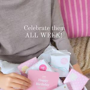 Let the daily gift-giving chaos begin! π 7 Days. 7 Gifts!  Our 7-Day Advent Calendar is basically a week-long party in a box - packed beautiful treats to unwrap each day. Why stop at 1 when you can spoil them all week long?