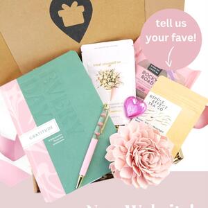 What better way to celebrate the launch of our brand new sparkly website than a G I V E A W A Y! Yay! 🌟 See details below for your chance to W I N.....a gift box of YOUR CHOICE to the value of 🌟$150🌟. 

Let's get to the business. To enter

🌟 Have a little wander through our new site & let us know your FAVOURITE Ready-to-Go Gift Box in the comments below. 

🌟 Tag a friend for an extra chance to win

🌟 Share in your stories for an extra, extra chance to win

🌟 Entries close Friday 15th November 12 midnight 

🌟 Be quick & good luck!