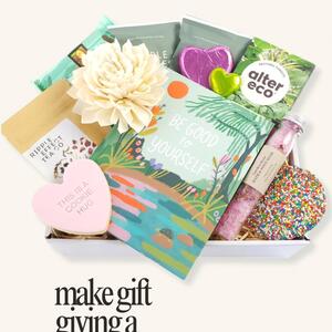 Get your gift giving vibe on and get yourself gift organised for the week ahead! Here are 10 of our fave boxes just to get your creative gift giving ideas flowing!
Birthdays, thank you's, get wells or a sweet surprise - Swipe, save & keep life easy. Gift giving should never be a chore it should always be a vibe!
Same day gift delivery in Perth l Next day gift delivery Aus-wide.
#giftbetterwithboxt π
#giftsperth
#gifthampersperth
#gifthampersaustralia