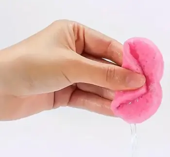 1. Cosmetic Heart Shaped Compressed Sponge thumbnail