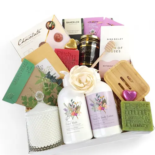 Home & Heart Gift Box