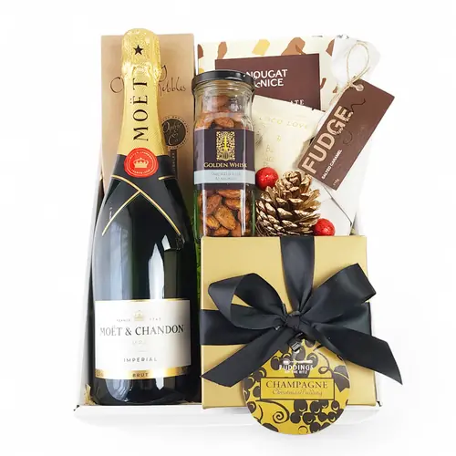 Moët Gold Christmas Gift Box