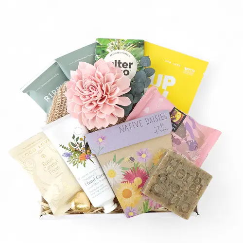 Daisies Spring Gift Box Daisies Spring Gift Box